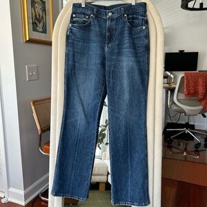 AYR: "THE LEGEND" JEAN in RUSSELL